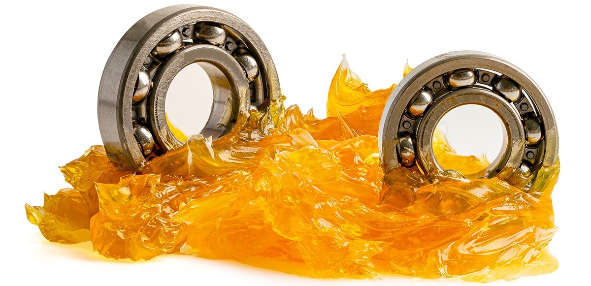 How to choose the right type of grease for your equipment and vehicle?